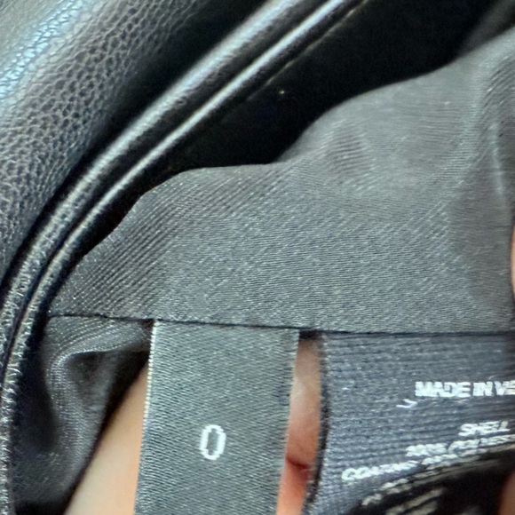 Theory Bedford Faux Leather Angled Blazer Black Vegan Business Casual Women’s 0 - Picture 10 of 14